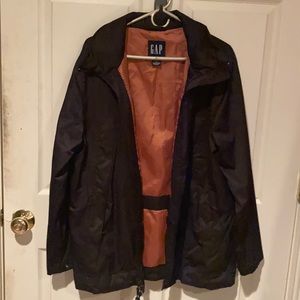 Men’s Gap black raincoat
